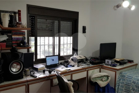 Apartamento à venda com 3 quartos, sendo 1 suíte, em Cidade Monções, São Paulo, SP