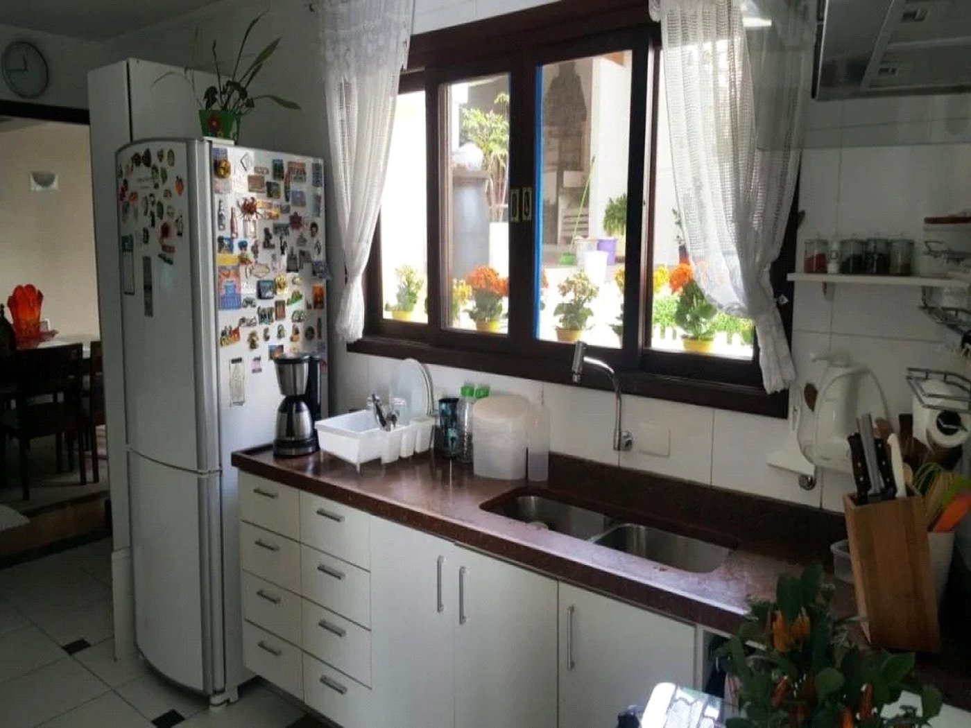 Casa à venda com 4 quartos, sendo 1 suíte, em Rolinópolis, São Paulo, SP