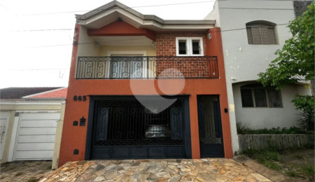 Casa à venda com 4 quartos, sendo 2 suítes,  em Vila Barth, Itapetininga, SP