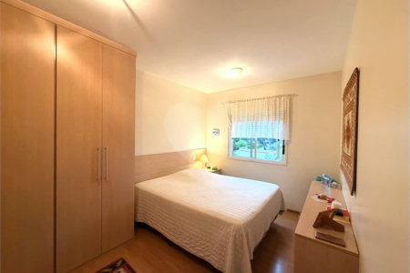 Apartamento à venda com 3 suítes em Jardim Marajoara, São Paulo, SP