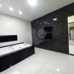 Casa à venda com 3 quartos, sendo 1 suíte,  em Vila Santa Catarina, Dourados, MS