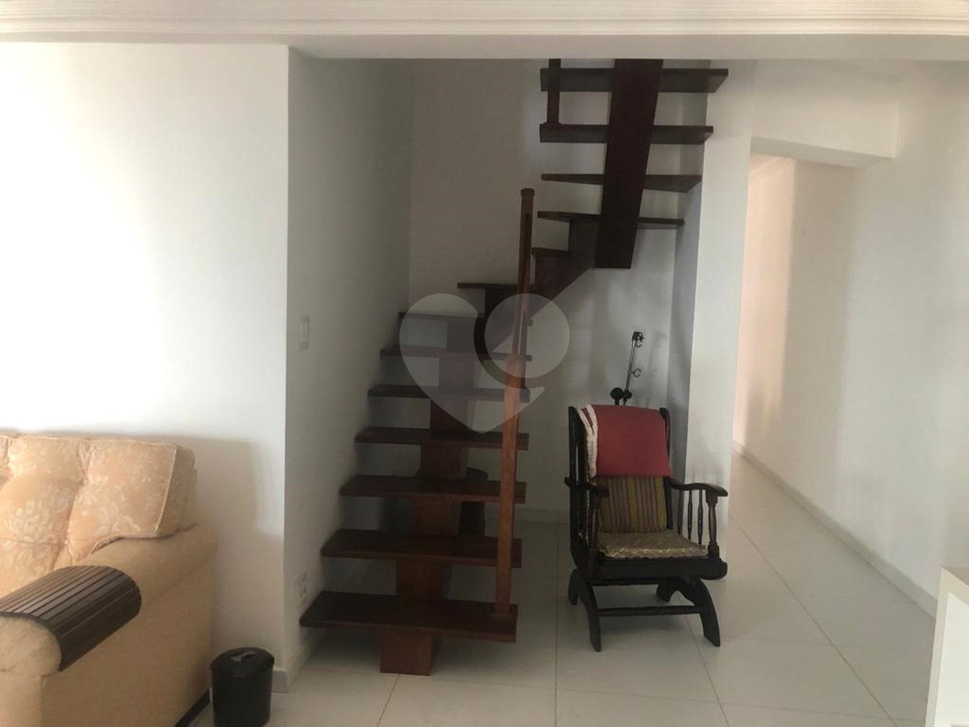 Duplex à venda com 5 quartos, sendo 4 suítes, em Aviação, Praia Grande, SP