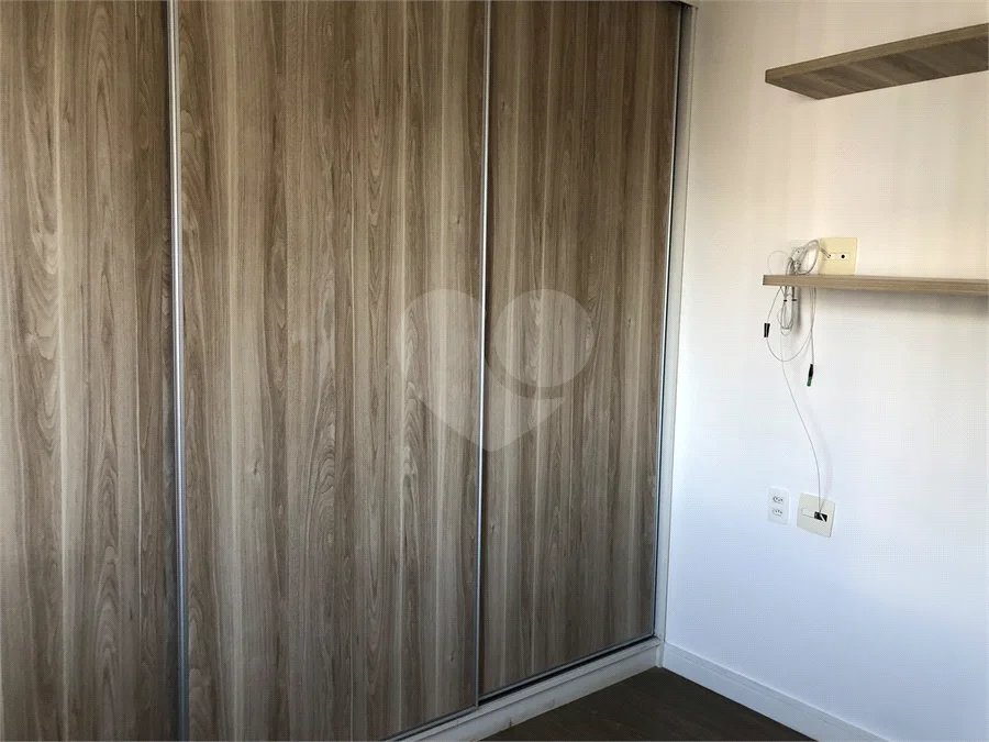 Lindo Apartamento com Varanda integrada