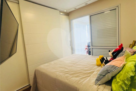 Apartamento à venda com 3 quartos, sendo 1 suíte, em Alto da Boa Vista, São Paulo, SP