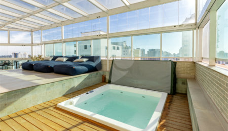 Apartamento à venda com 4 quartos, sendo 3 suítes,  em Campo Belo, São Paulo, SP