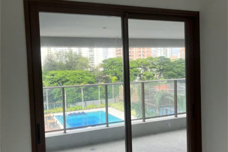 Apartamento à venda com 3 quartos, sendo 1 suíte, em Brooklin Novo, São Paulo, SP