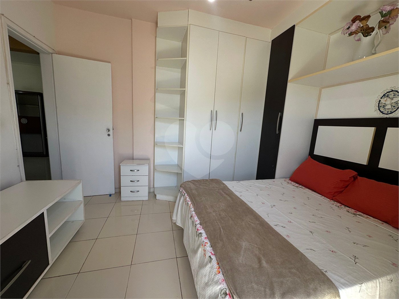 Cobertura à venda com 3 quartos, sendo 1 suíte, em Passagem, Cabo Frio, RJ