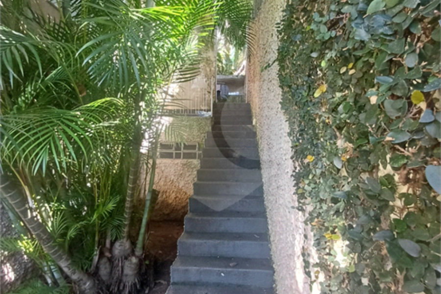 Sobrado à venda com 5 suítes em Vila Albertina, São Paulo, SP