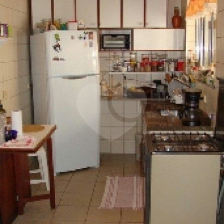 Apartamento à venda com 3 quartos, sendo 1 suíte,  em Pinheiros, São Paulo, SP