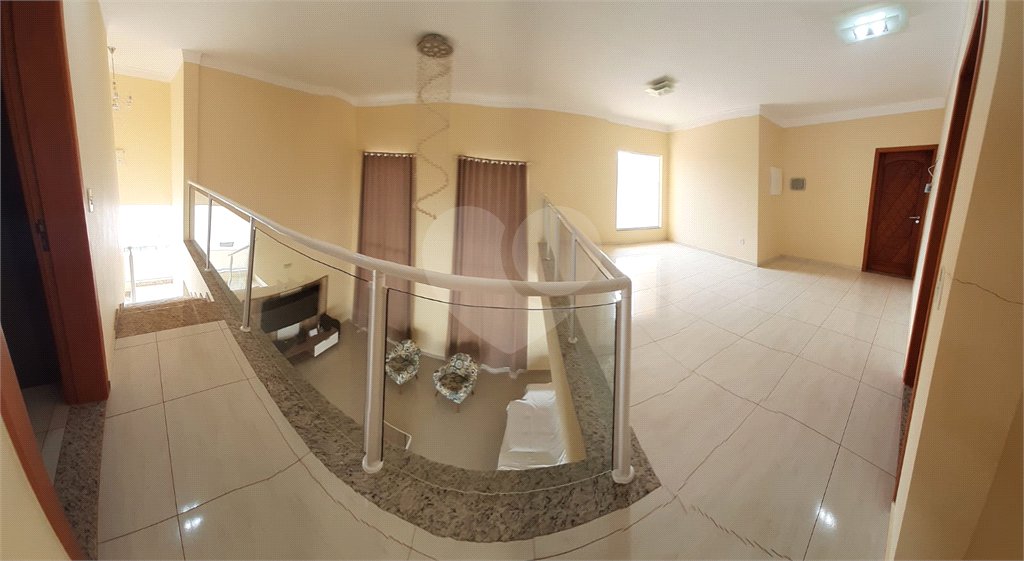 Casa à venda com 3 suítes no condomínio Parque Residencial Shambala 3, Atibaia - SP