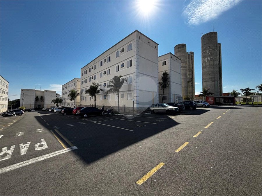 Apartamento à venda com 2 quartos em Olaria, Salto, SP