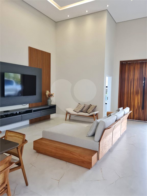 Casa à venda com 3 suítes no condomínio Residencial Duas Marias, Indaiatuba - SP