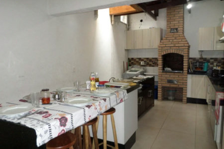 Casa à venda com 2 suítes em Vila Morse, São Paulo, SP