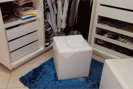 Apartamento à venda com 3 quartos, sendo 1 suíte,  em Vila Pagano, Valinhos, SP