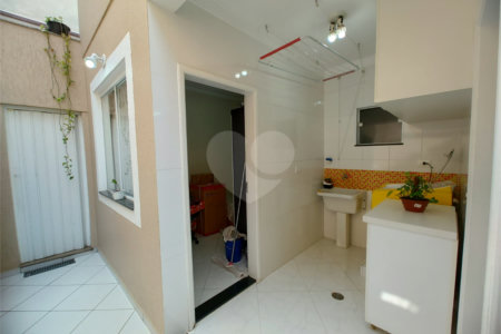 Sobrado à venda com 3 quartos, sendo 1 suíte, em Jardim Pinheiros, São Paulo, SP