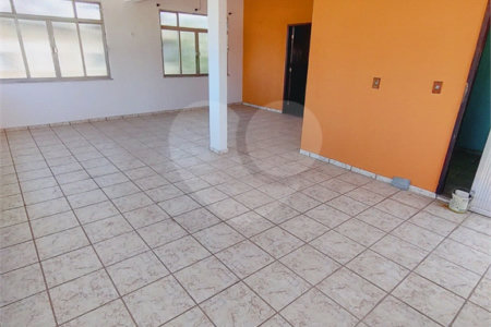 Casa à venda com 2 quartos em Campo Grande, Rio de Janeiro, RJ