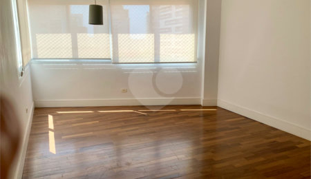 Apartamento à venda com 3 quartos, sendo 1 suíte,  em Perdizes, São Paulo, SP