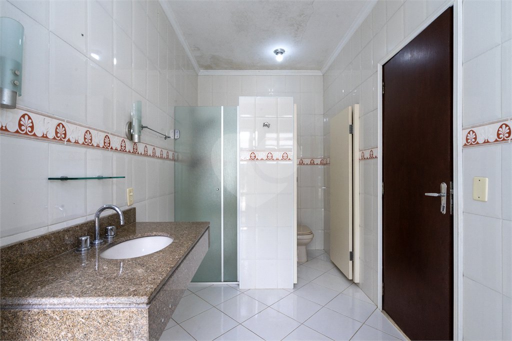 Casa Térrea à venda ou para alugar com 4 suítes em Jardim Marajoara, São Paulo, SP