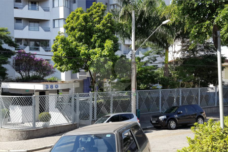 Apartamento à venda com 3 quartos, sendo 1 suíte, em Vila Paulicéia, São Paulo, SP