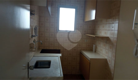 Apartamento à venda com 1 quarto em Santo Amaro, São Paulo, SP