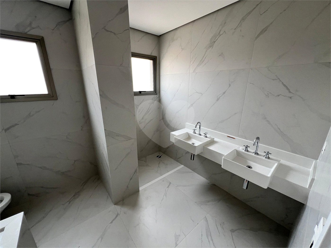 Apartamento à venda com 3 suítes em Perdizes, São Paulo, SP