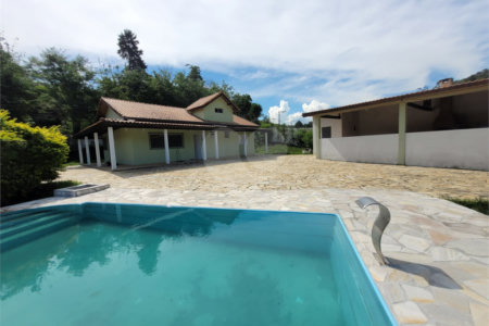 Chácara à venda com 2 quartos, sendo 1 suíte, em Chácaras Copaco, Arujá, SP