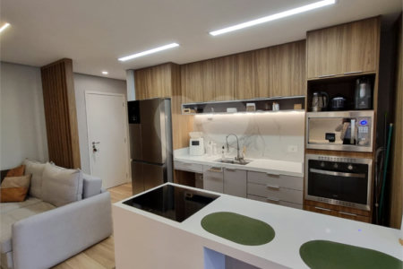 Apartamento à venda com 2 quartos, sendo 1 suíte, em Santa Teresinha, São Paulo, SP