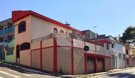 Sobrado à venda com 3 quartos, sendo 2 suítes, em Vila Gustavo, São Paulo, SP