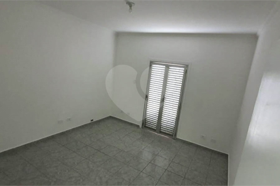 Sobrado à venda com 2 quartos em Vila Guilherme, São Paulo, SP