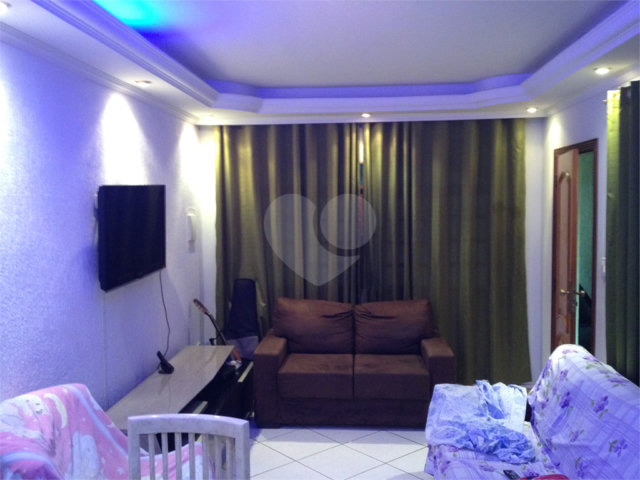 Sobrado à venda com 3 quartos, sendo 1 suíte,  em Jardim Santa Clara, Guarulhos, SP