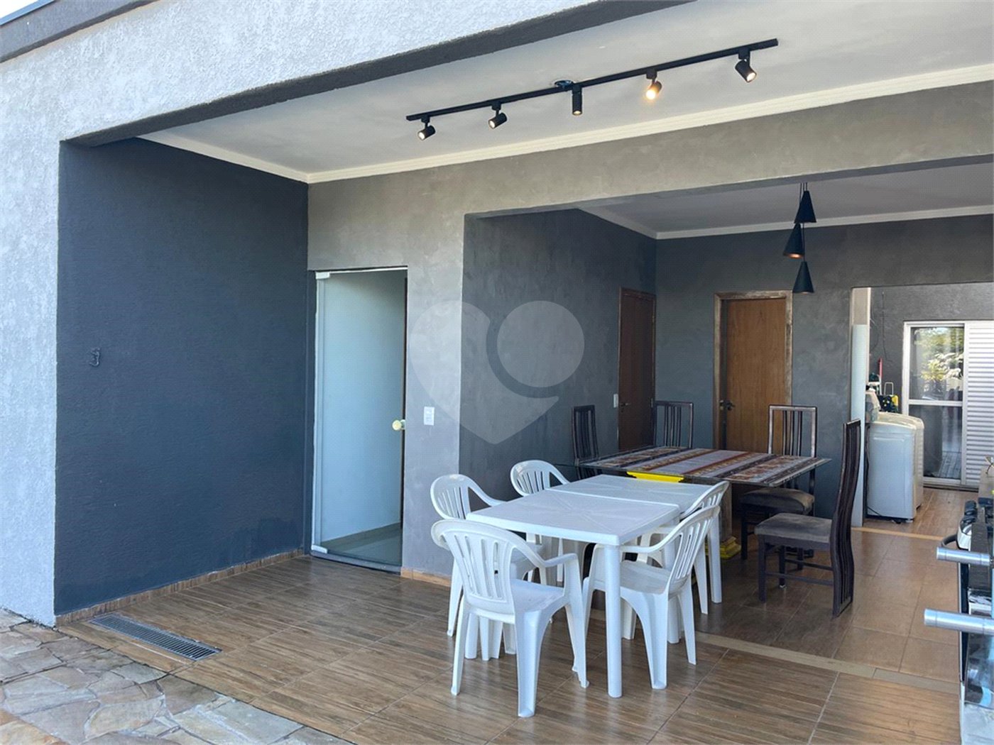 Casa à venda com 3 suítes no condomínio Mosaico da Serra, Mogi das Cruzes - SP