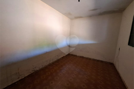 Casa à venda com 5 quartos, sendo 1 suíte, em Jardim Tamoio, Araraquara, SP