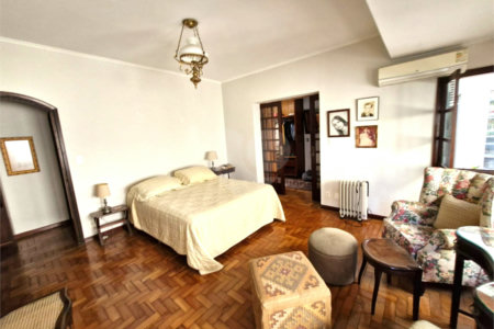 Casa à venda com 4 quartos, sendo 1 suíte,  em Granja Julieta, São Paulo, SP