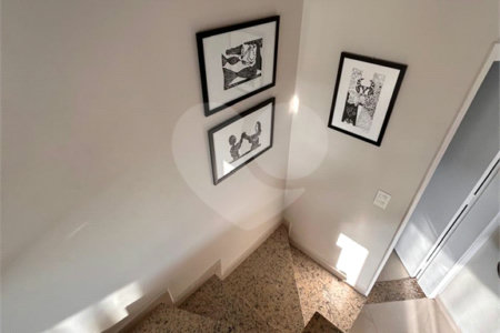 Casa à venda com 3 quartos, sendo 1 suíte, em Jardim Pinheiros, São Paulo, SP
