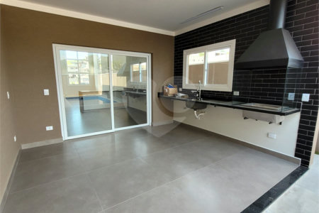 Casa Térrea à venda com 3 suítes em Loteamento Greenfield, Atibaia, SP