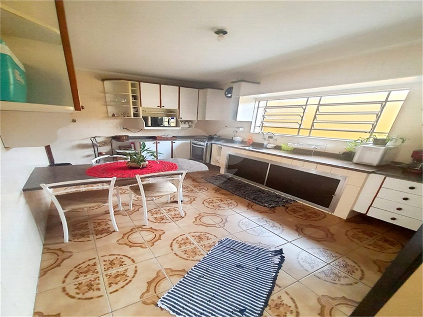 Casa à venda com 4 quartos em Jardim Almeida Prado, Guarulhos, SP