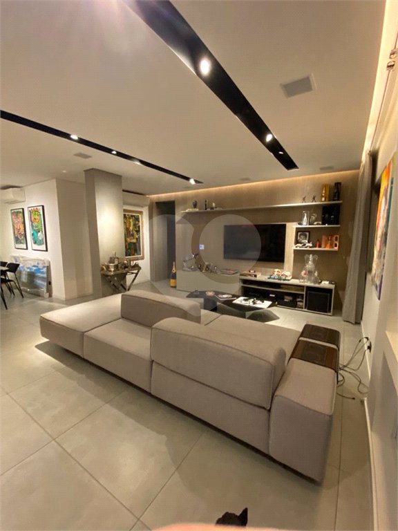 Apartamento à venda com 2 quartos, sendo 1 suíte, em Higienópolis, São Paulo, SP