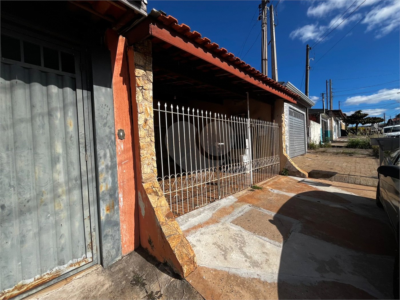 Casa à venda com 3 quartos, sendo 1 suíte,  em Vila Barth, Itapetininga, SP