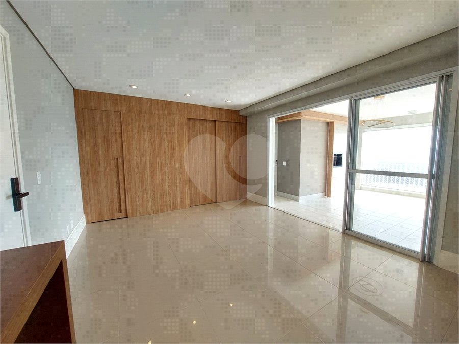 Apartamento à venda com 3 quartos, sendo 1 suíte, em Vila Leopoldina, São Paulo, SP