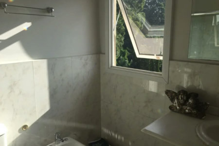 Casa à venda com 5 quartos, sendo 4 suítes, no condomínio Jardim Vitória Régia, São Paulo - SP