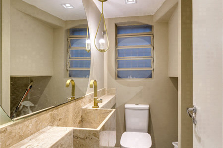 Casa à venda ou para alugar com 12 quartos, sendo 2 suítes, em Alto da Boa Vista, São Paulo, SP