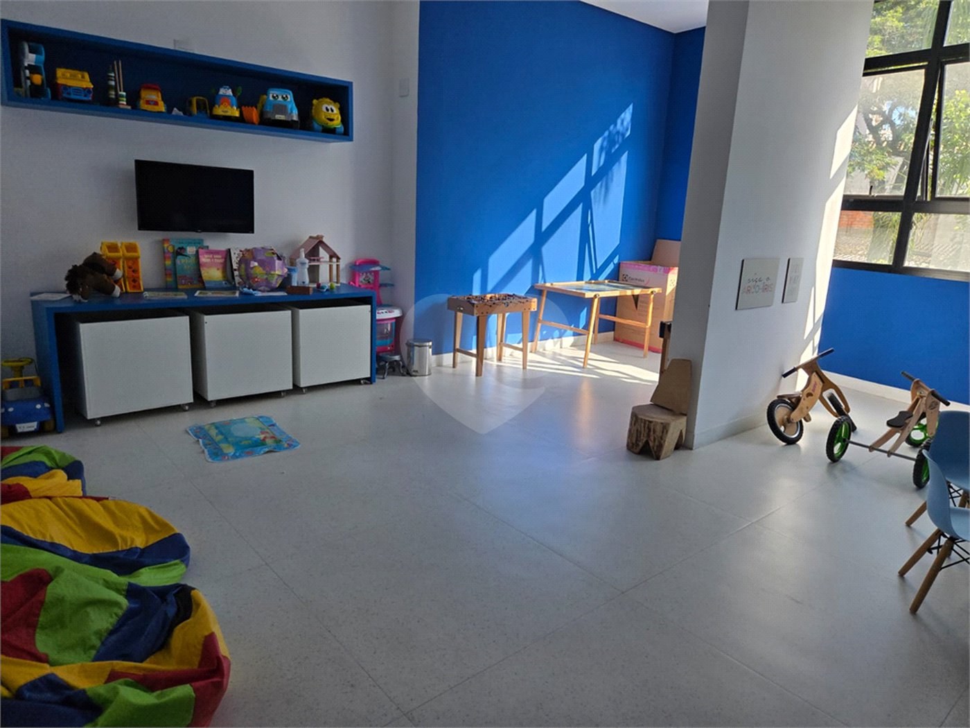 Apartamento à venda com 2 quartos, sendo 1 suíte,  em Vila Romana, São Paulo, SP