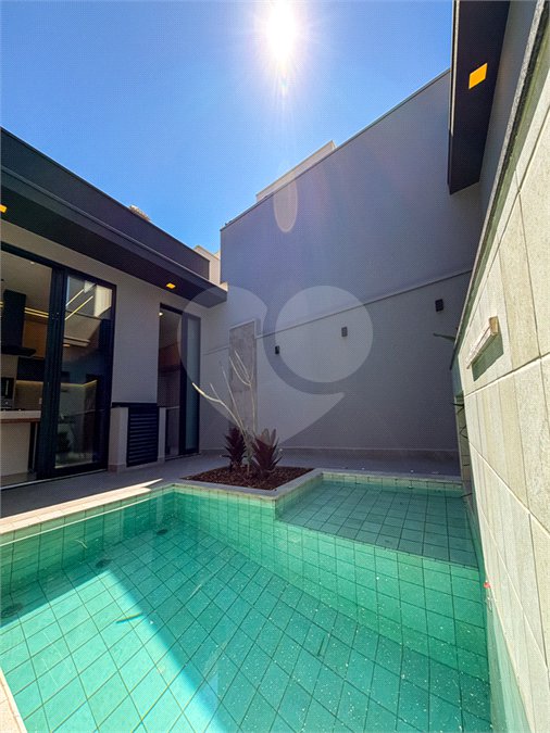 Casa à venda com 3 suítes no condomínio Residencial Dona Maria Candida, Indaiatuba - SP