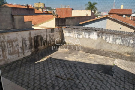 Casa à venda com 3 quartos, sendo 1 suíte, em Jardim Leocádia, Sorocaba, SP