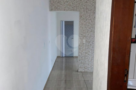 Casa à venda com 2 quartos em Vila Carvalho, Itapetininga, SP