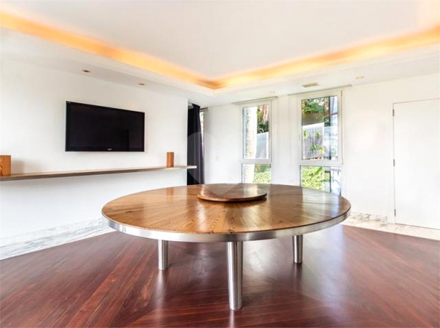 Casa à venda com 6 suítes no condomínio Vitória Régia, São Paulo - SP