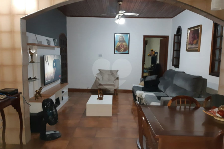 Casa Térrea à venda com 3 suítes em Tucuruvi, São Paulo, SP