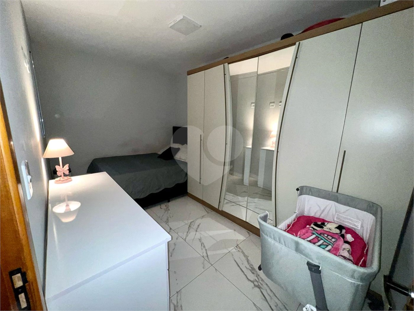 Casa à venda com 2 quartos no condomínio Benfica, São Paulo - SP