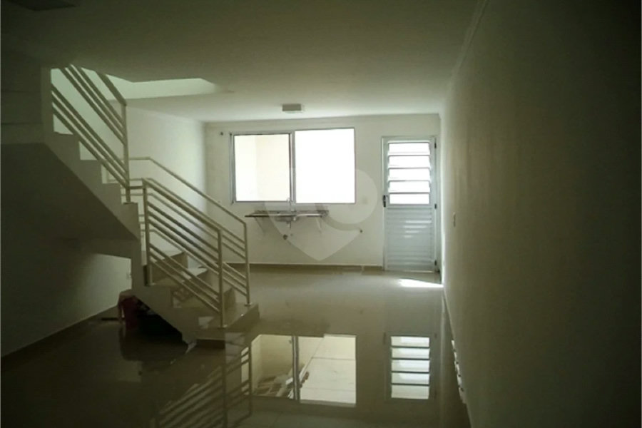 Casa à venda com 2 suítes no condomínio Villagio da Serra, São Paulo - SP