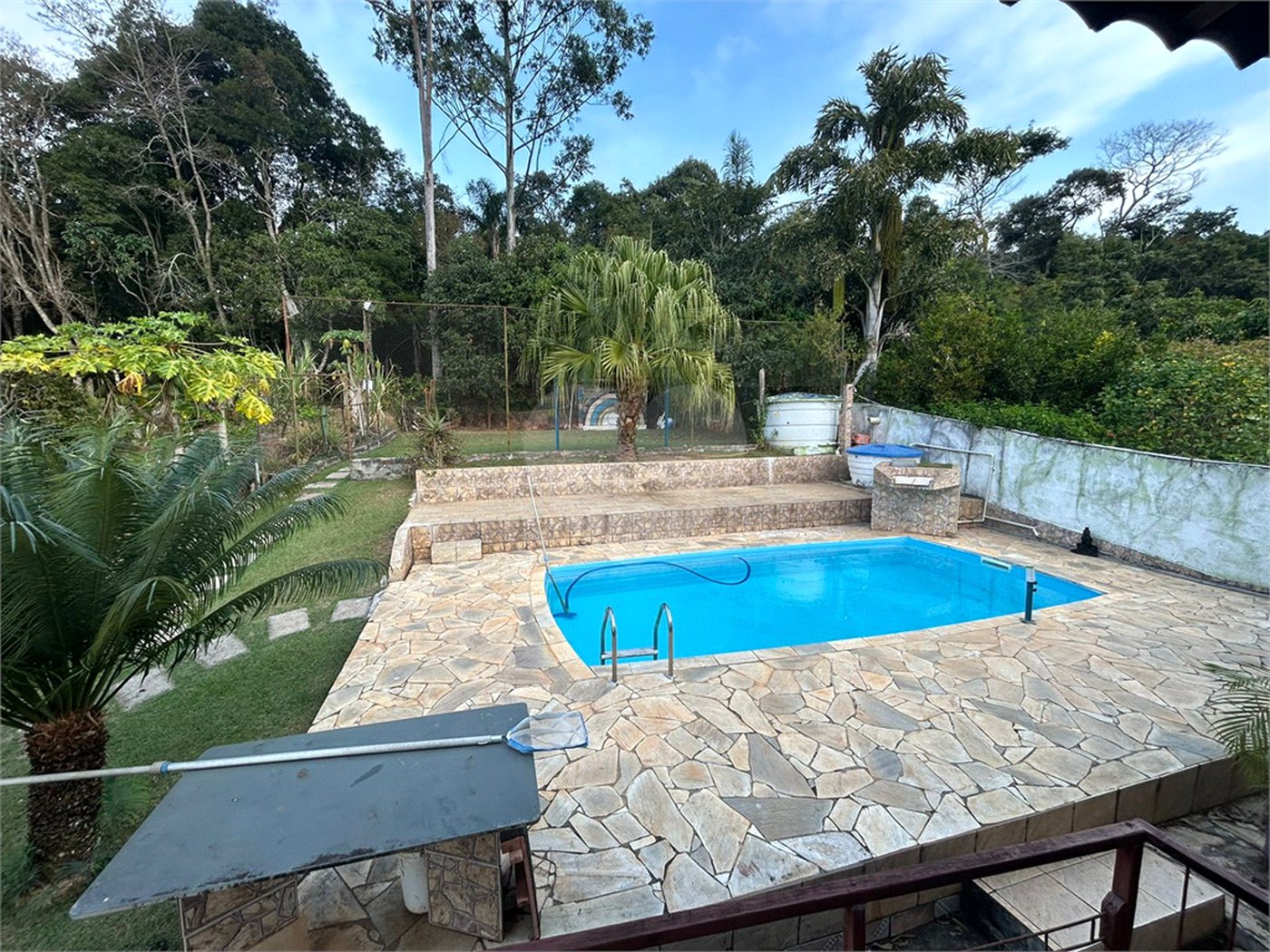 Casa em condomínio à venda com 3 quartos, sendo 1 suíte,  no Centro, Bom Jesus dos Perdões, SP